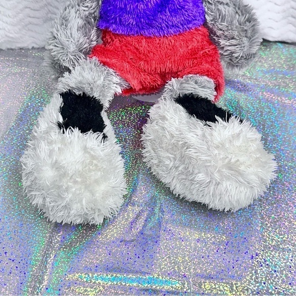 Chuck E. Cheese’s 20” Stuffed Mouse Purple Hat Shirt Red Shorts 2010 RARE Plush - Picture 5 of 13